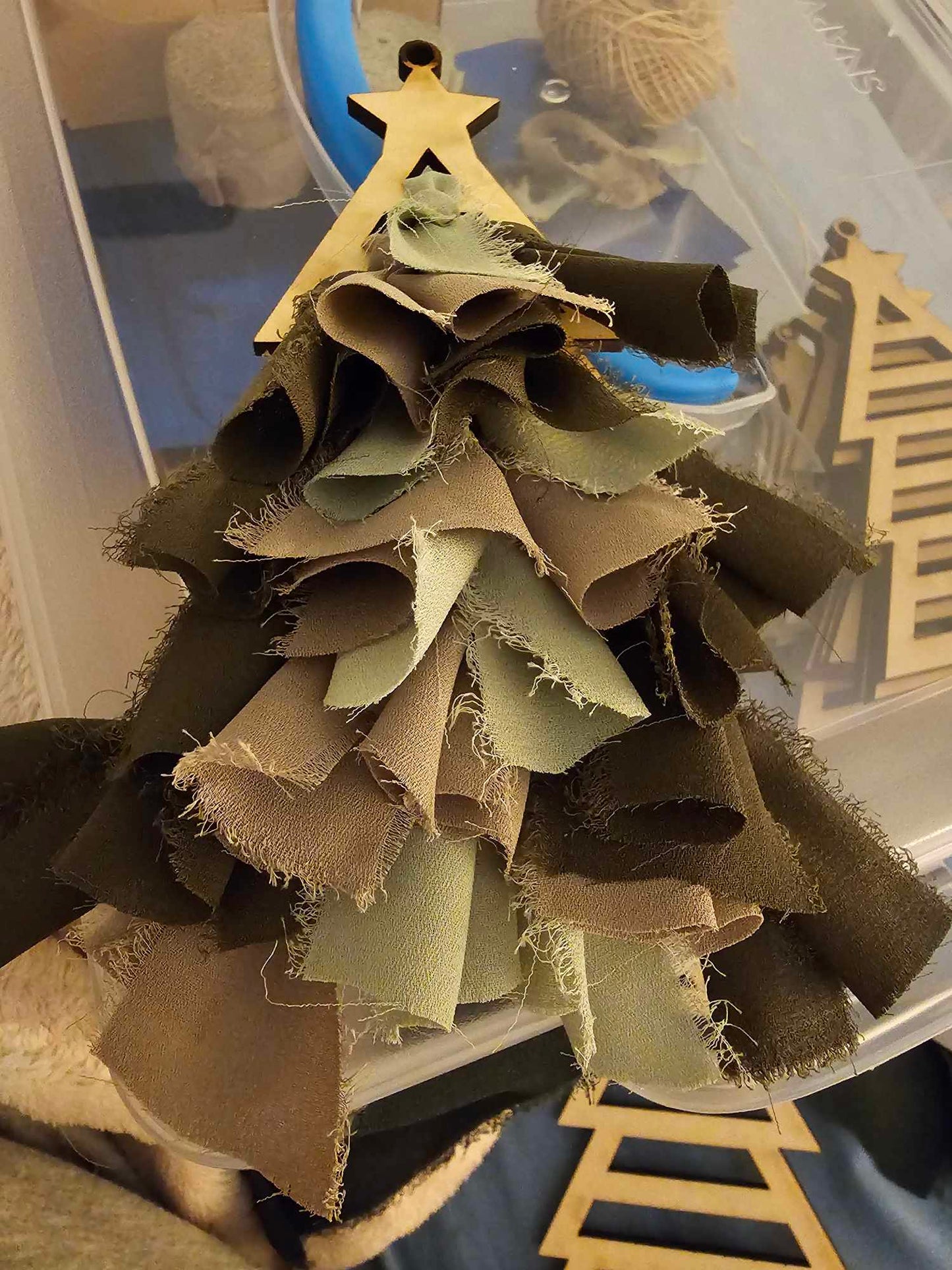 Wooden Rag Tie Tree with Star